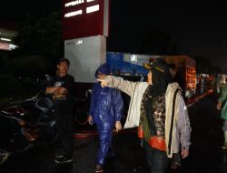 Banjir Kembali Genangi Jalan Yos Sudarso, Wali Kota Eva Dwiana Minta Balai Turun Tangan